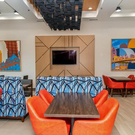 Holiday Inn Express Hotel & Suites Pittsburgh-South Side By Ihg