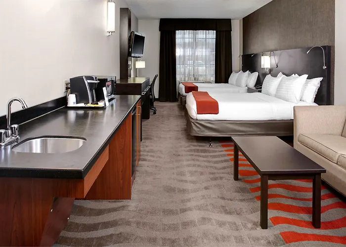 Express & Pittsburgh-south Side By Ihg Hotel