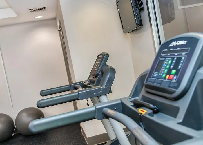 Express & Pittsburgh-south Side By Ihg 4*