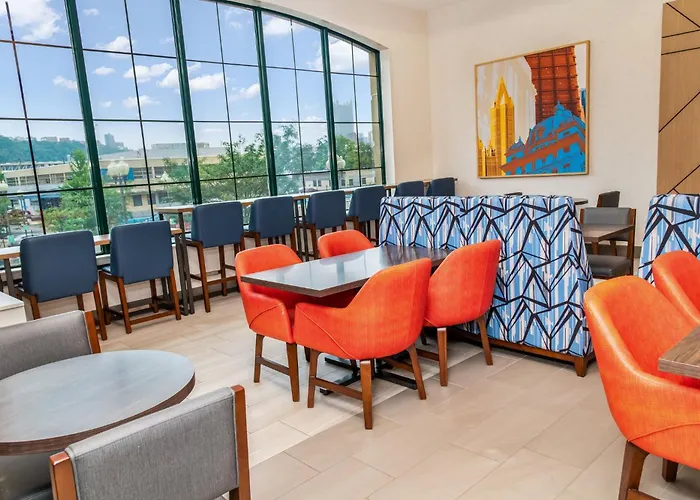 Hotel Express & Pittsburgh-south Side By Ihg 4*