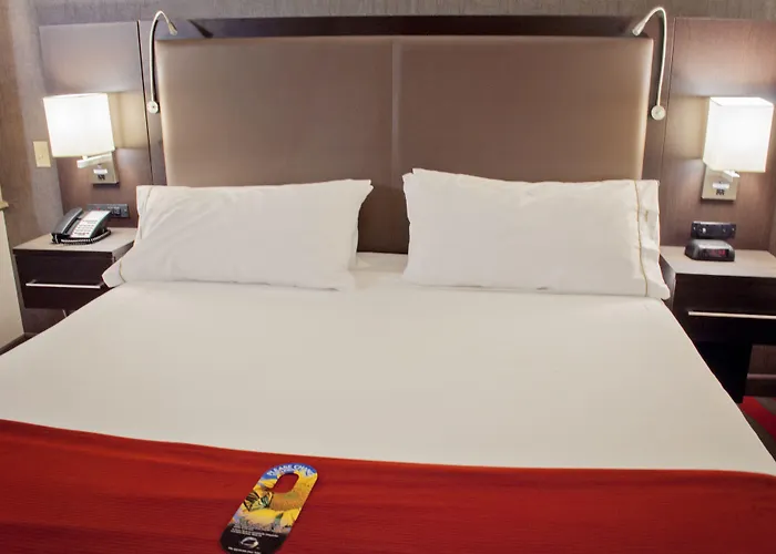 Express & Pittsburgh-south Side By Ihg Pittsburgh