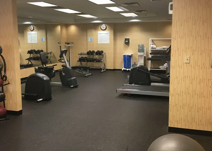 Express & Pittsburgh-south Side By Ihg Hotel 4*